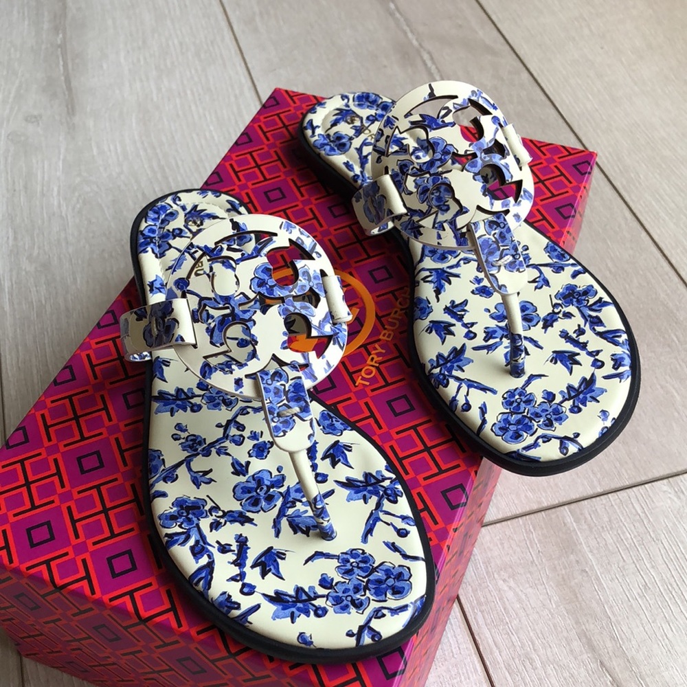 Tory Burch Miller Sandal - Picture 4 of 9